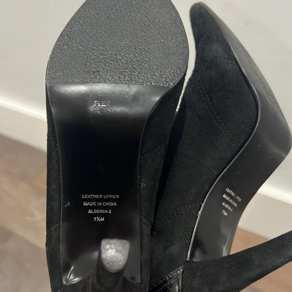 Lord & Taylor Women's Black,suede and leather pointed toe, heeled boots size 7.5 - Picture 6 of 10